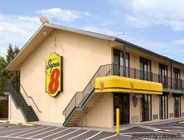 Super 8 Motel - Raritan Exterior photo